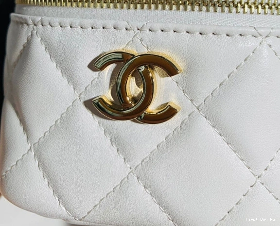 Firstbag Ru CHANEL HANDLE WITH CHANELUTCH 0820